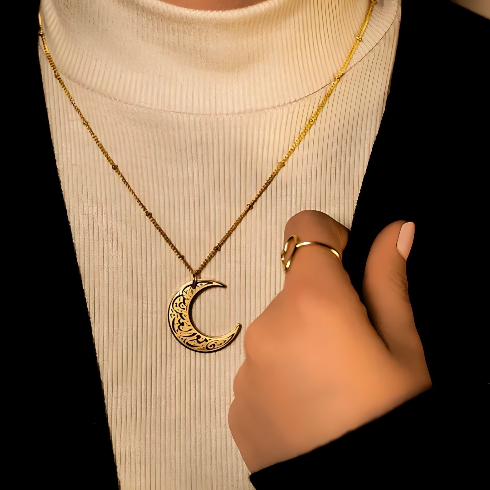 Collier croissant de difficultés et de facilité