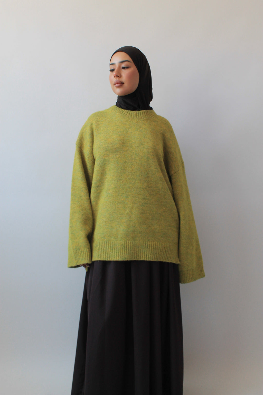 Loose-fitting sweater
