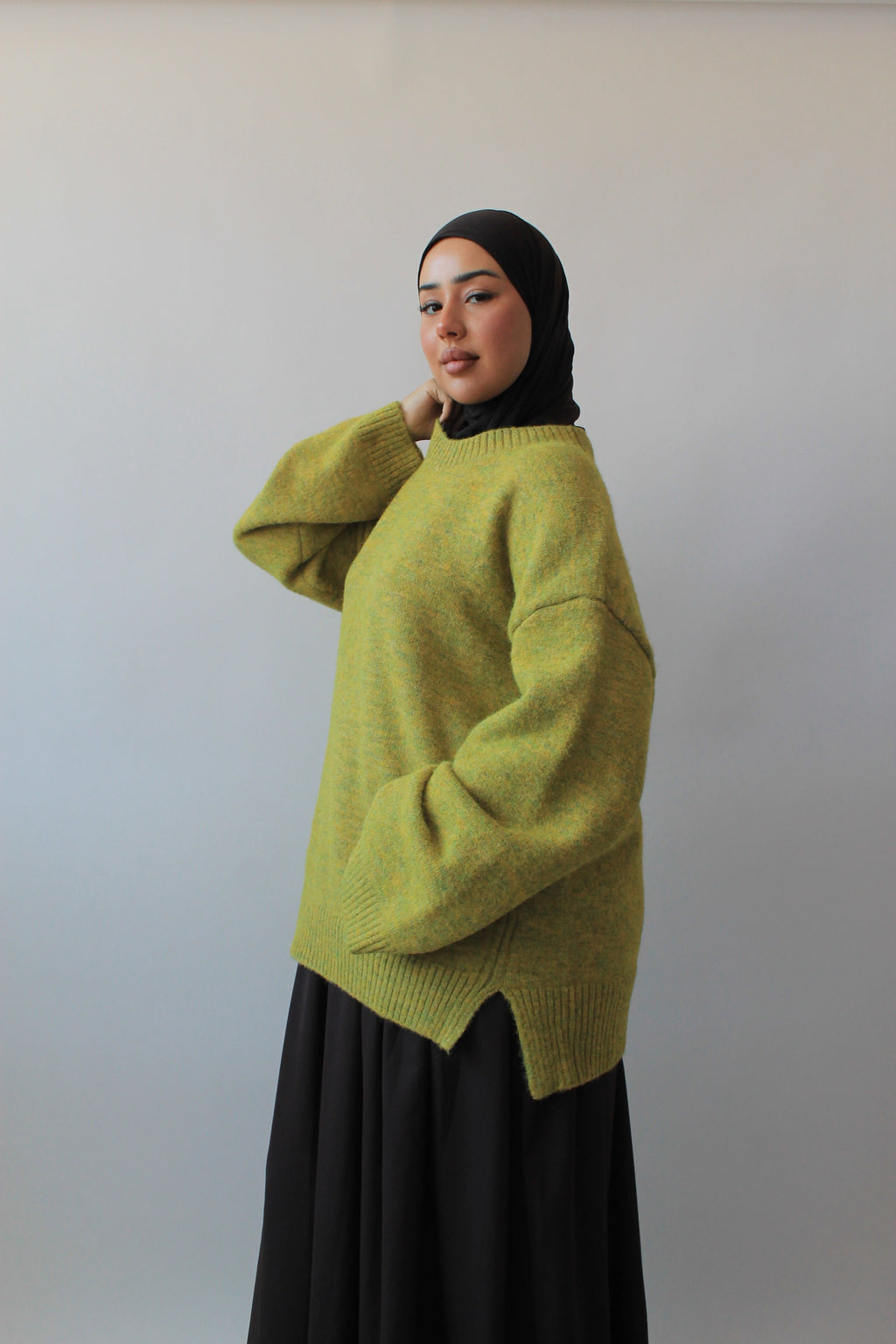 Loose-fitting sweater