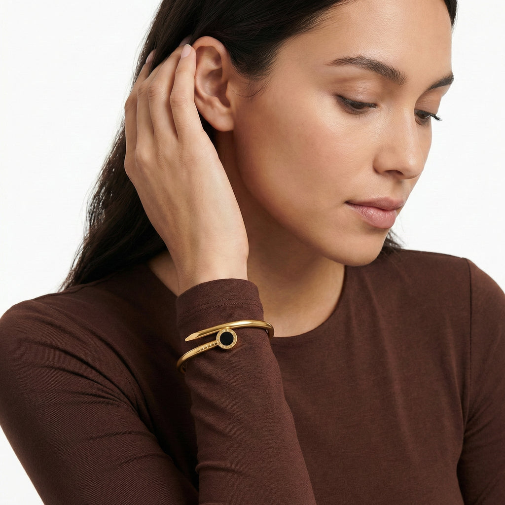 Amanda Gold nail bracelet