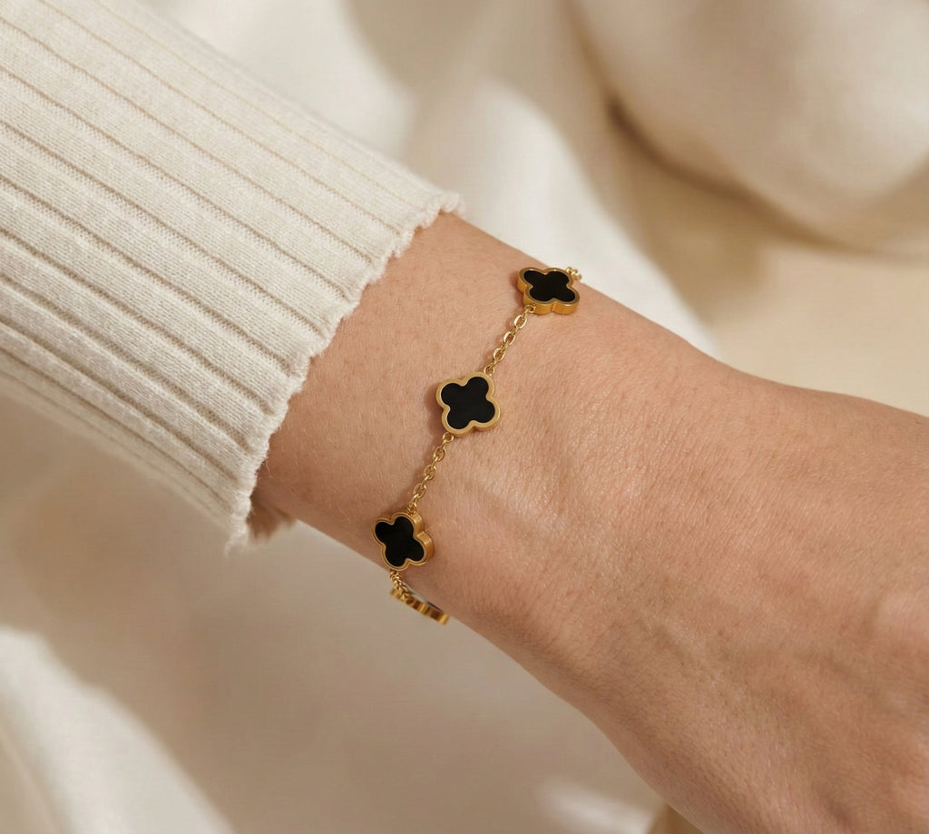 Black clover bracelet