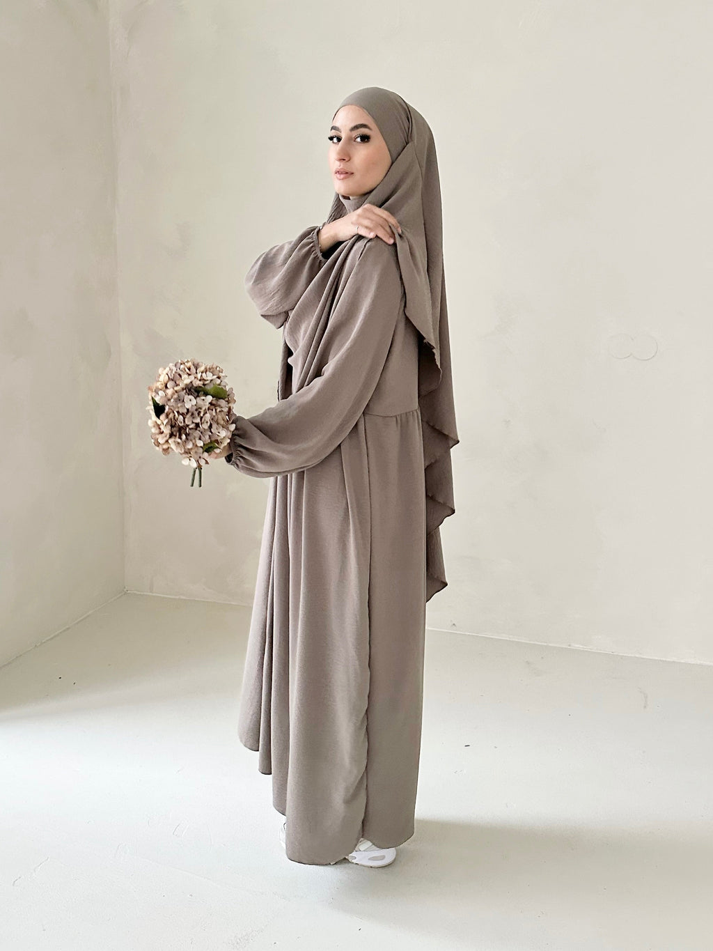 DAILY Abaya set with khimar