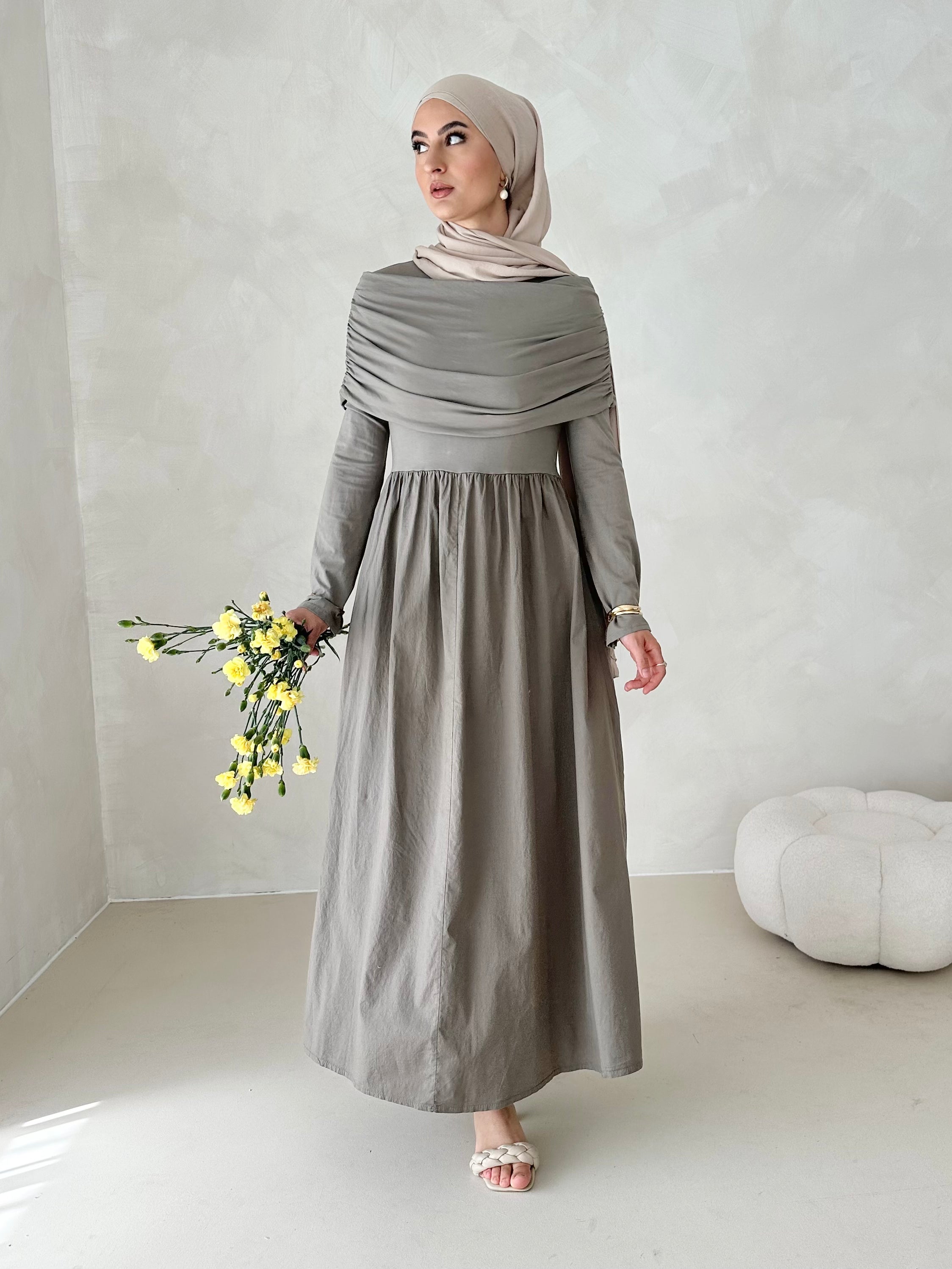 Roya dress