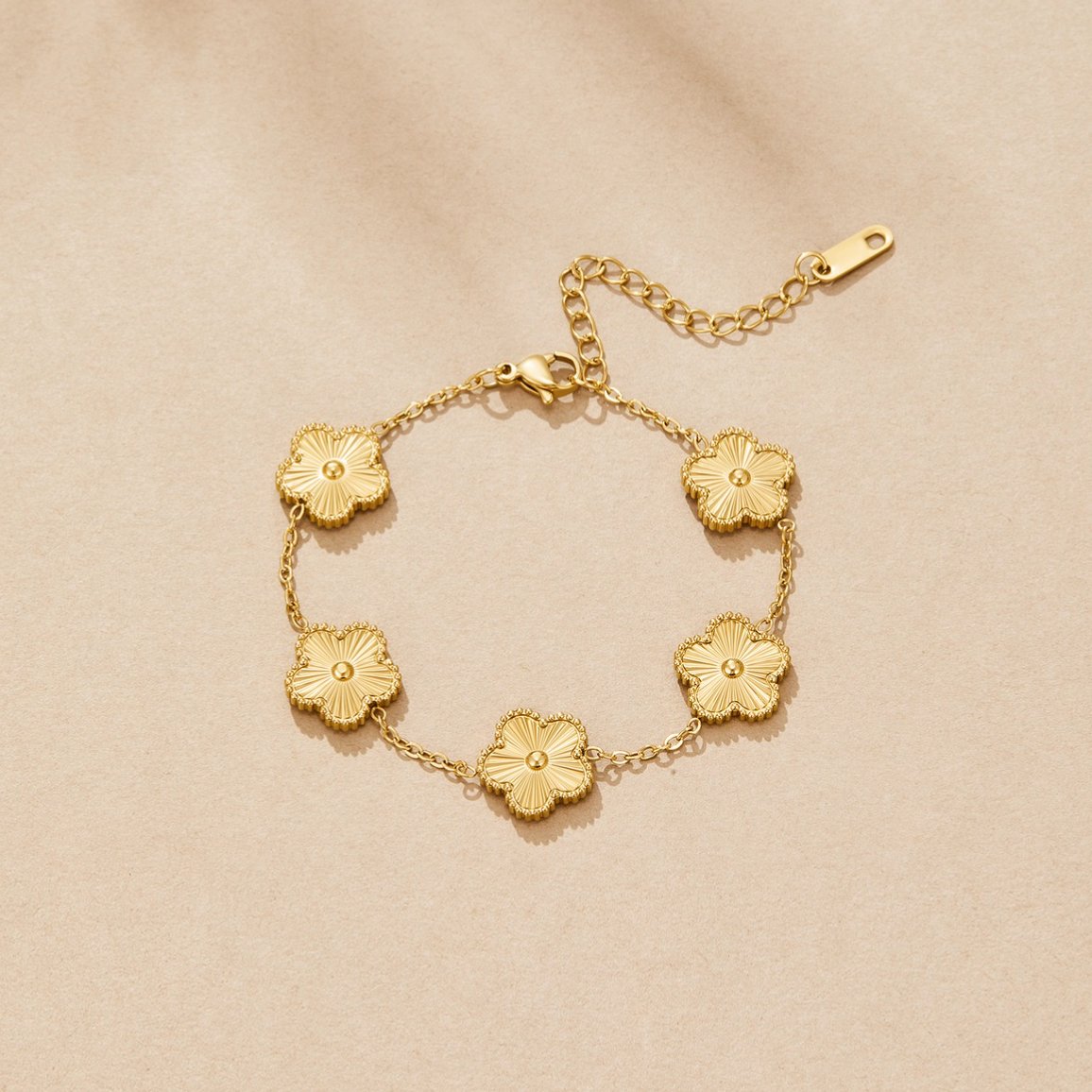 Gouden klaverarmband