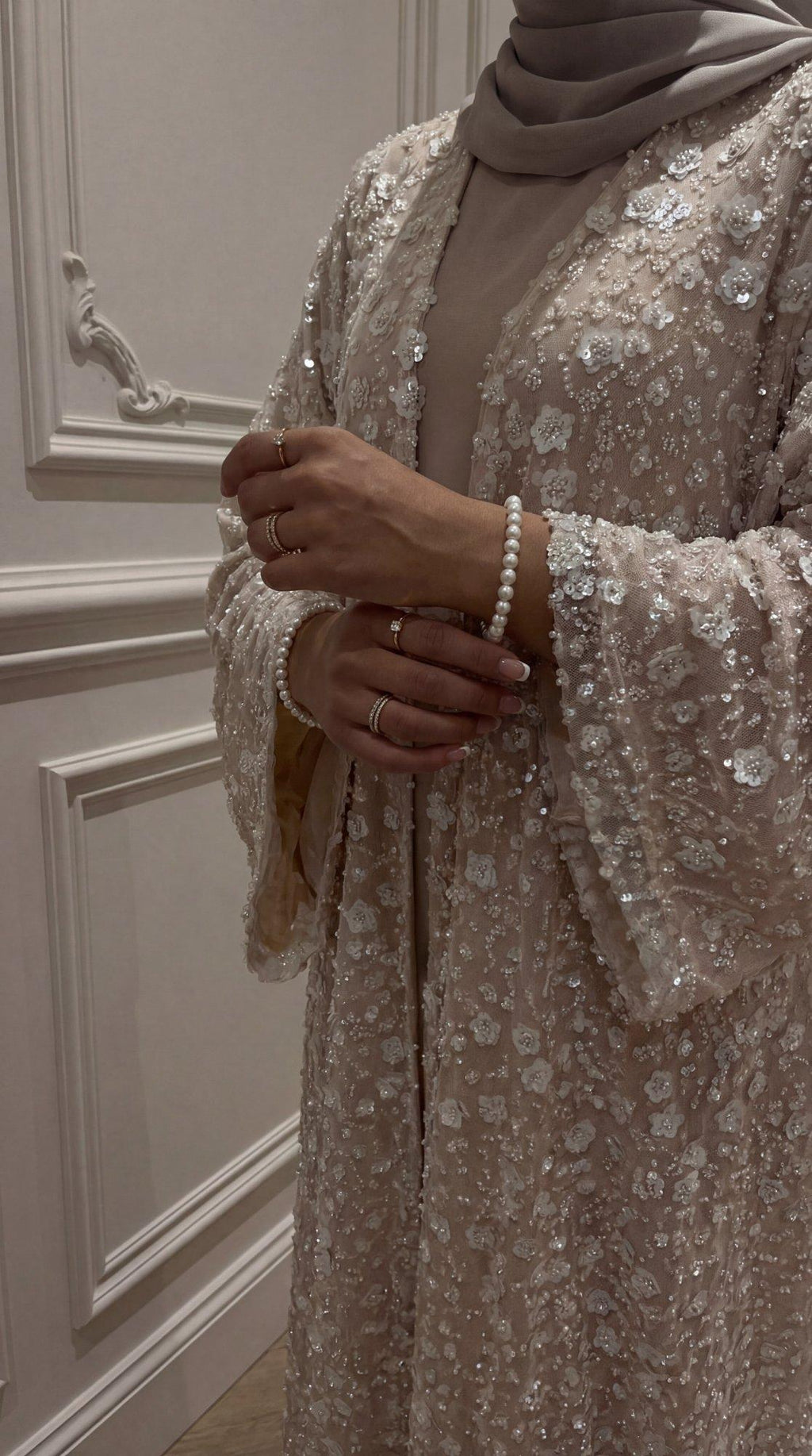 Yasemin Cream Set